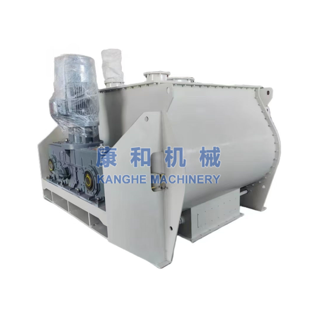 無(wú)重力混合機(jī)大體可分為兩類一種是普通無(wú)重力混合機(jī),一種為飛刀式無(wú)重力混合機(jī),后者主要針對(duì)物料中含有纖維而進(jìn)行飛刀切斷后再混合的一個(gè)種類。